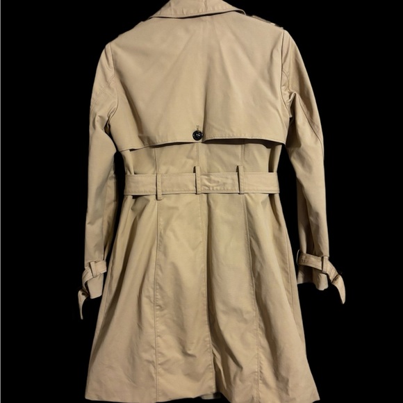 SOLD New York & Company Women's Tan Trench Coat Size Medium - Picture 7 of 8